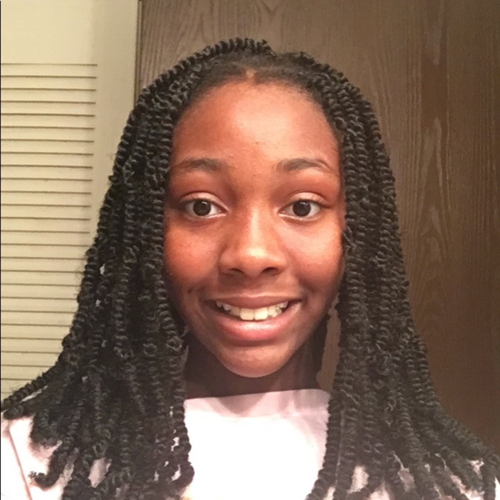 Meet your Posher, Brielle